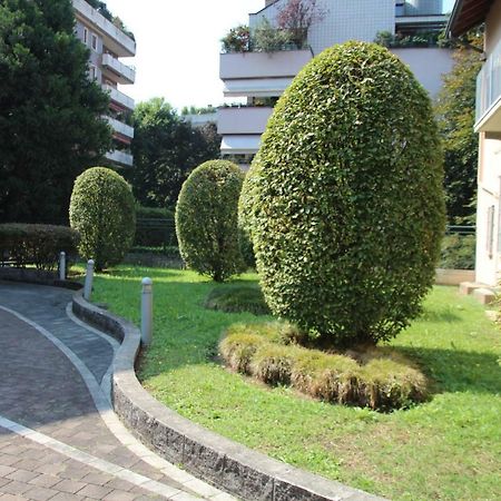 Parco Di Monza Apartment Exteriör bild
