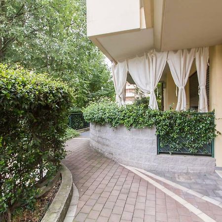 Parco Di Monza Apartment Exteriör bild